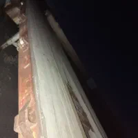 تریلی سالم ومرتب قابل استفاده است برای فروش