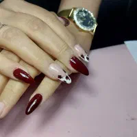 کاشت و ترمیم ناخن با تخفیف ویژه|خدمات زیبایی و سلامت|تهران, استاد معین|دیوار