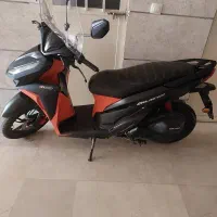 فروش موتور سیکلت طرح کلیک