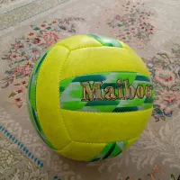 توپ والیبال