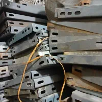 قفسه و پایه