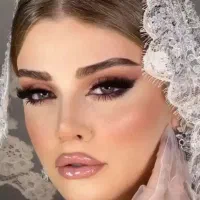 میکاپ و شنیون تخصصی در منزل شما یا سالن ما