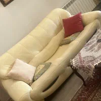 مبل چرم سفید