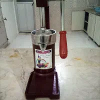 فروش فوری.       آبمیوه گیری دستی اهرمی