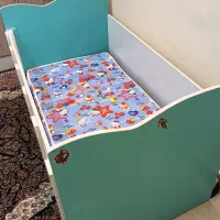 تخت خواب کودک|تخت و سرویس خواب|کاشمر, |دیوار