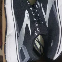 کفش کتونی بروکس