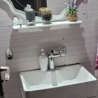 آینه و روشویی