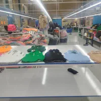 خیاط وسط کار