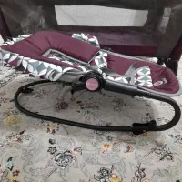 تخت کنار مادر و تخت توپ و نی نی لای لای