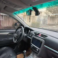 کی ام سی T8 با لوازم