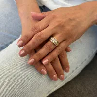 آف کاشت ناخن