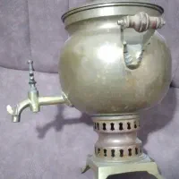 سماور ذغالی|کلکسیون اشیاء عتیقه|قدس, شهر‌قدس|دیوار