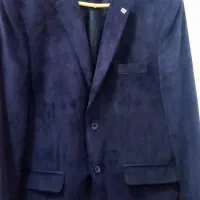 کت مخمل رنگ سرمه‌ای سایز 46 تمیز