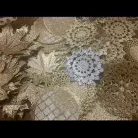 رومیزی گل ۴۰تیکه زیرلیوانی،سرقیچی وپرت پارچه اکلیل