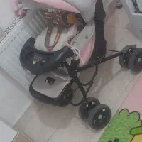 یک کالسکه دخترونه به رنگ صورتی