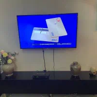 تلویزیون جی‌پلاس 43 اینچ  Full HD  کاملاً سالم