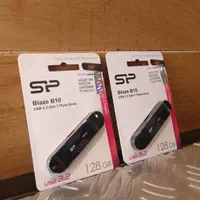 فلش ۱۲۸ گیگ سیلیکون گارانتی مادام هارد اکسترنال