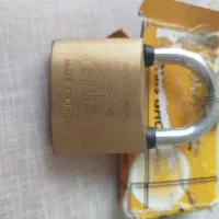 قفل اویز