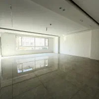 آپارتمان ۱۴۲ متری بین شهرک کشاورز و بلوار چمران