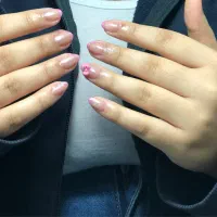 کاشت ناخن فقط 250