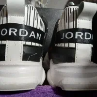 کفش جردن|کیف، کفش، کمربند|رشت, کوی مهر|دیوار