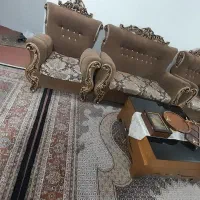 مبل و جلومبلی و میز ناهارخوری و صندلی