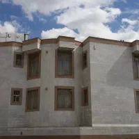 ۳ خوابه / ۱۸۰ متر / حیاط بزرگ / ۲ بر