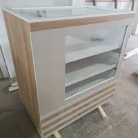 ویترین مغازه