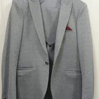 کت شلوار رنگ مشکی و طوسی