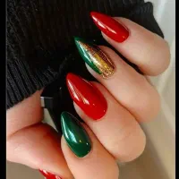 کاشت و ترمیم ناخن یلدایی با تخفیف فومن|خدمات آرایشگری و زیبایی|فومن, |دیوار