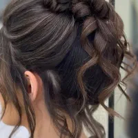 تخفیف خدمات آرایشگری|خدمات آرایشگری و زیبایی|ملایر, |دیوار