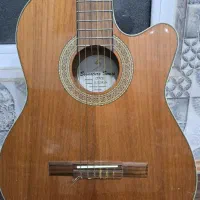 گیتار کلاسیک سمیک با کات‌اوی