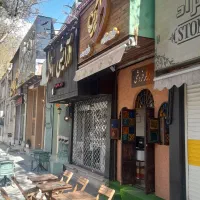 مغازه بر اصلی نیاوران