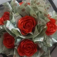 گل دست ساز|گل مصنوعی|قم, زند آباد|دیوار