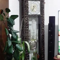 ساعت وآینه ایستاده سالم درحد صفر