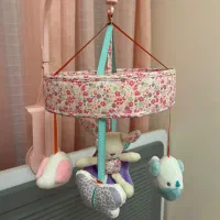 آویز موزیکال بالای تخت نوزاد مناسب سیسمونی