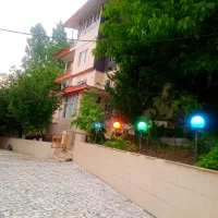 دریاچه سد لفور اجاره شبانه واحد ۱۰۰ متری ویو عالی