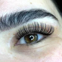 اکستنشن مژه با هزینه مدل