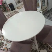 میز نهار خوری چوبی سالم