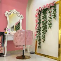 نیازمند پرسنل سالن زیبایی