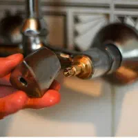 تعمیر شیرآلات نصب روشویی نصب آبگرمکن تعمیر بخاری|خدمات پیشه و مهارت|یاسوج, |دیوار