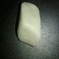 سه هزار قیراط بریل سفید معدنی.و تعدادی سنگ|جواهرات|بهارستان, |دیوار