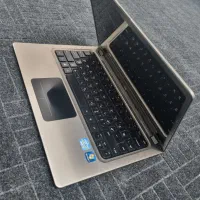 لپتاپ hp تمیز با بدنه فلز
