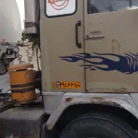 کامیون کشنده ولوو  F88