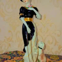 مجسمه چینی اروپایی