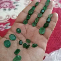 نگین جواهراتی انگشتر