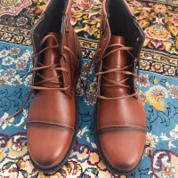 دو جفت کفش|کیف، کفش، کمربند|آشخانه, |دیوار