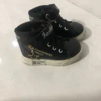 کفش بچگانه(نیم بوت)