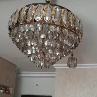 لوستر کارکرده اما سالم و بسیار زیبا