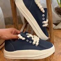 کتونی زنانه و بچگانه زیر قیمت|کیف، کفش، کمربند|اندیشه, اندیشه فاز ۳|دیوار